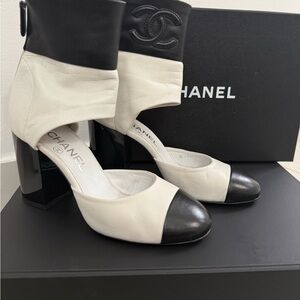 CHANEL Black and White Heeled Boots